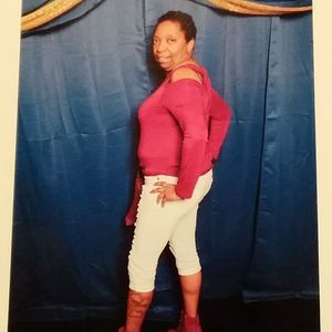 Meet your Posher, Gale